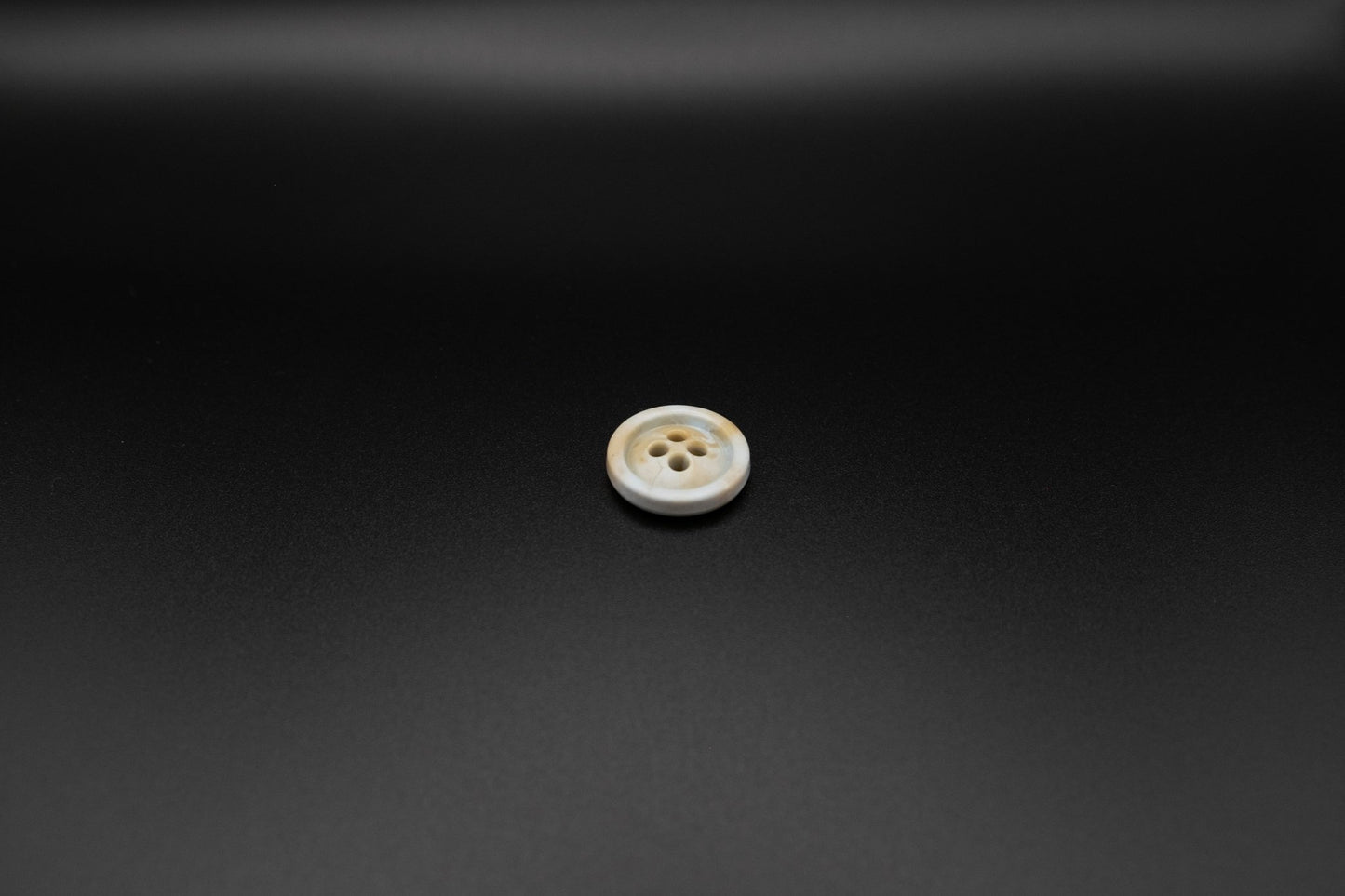 Butt - on® Blue/Beige 3335 - x10 Buttons - Eco - Friendly & Sustainable Buttons - Butt - on